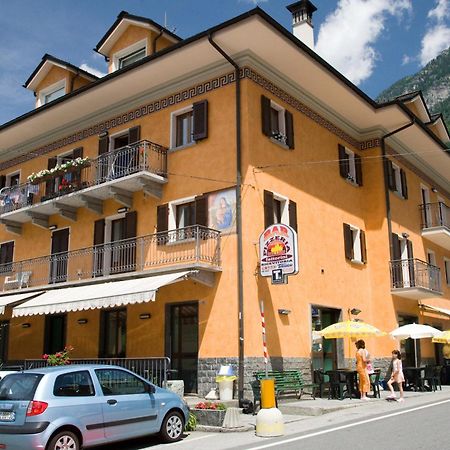 Casa Fattorini Aparthotel บาเชโน ภายนอก รูปภาพ