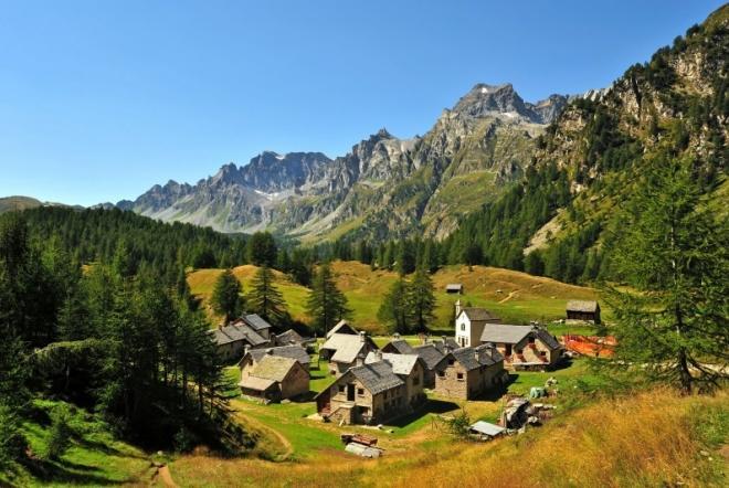 Casa Fattorini Aparthotel บาเชโน ภายนอก รูปภาพ